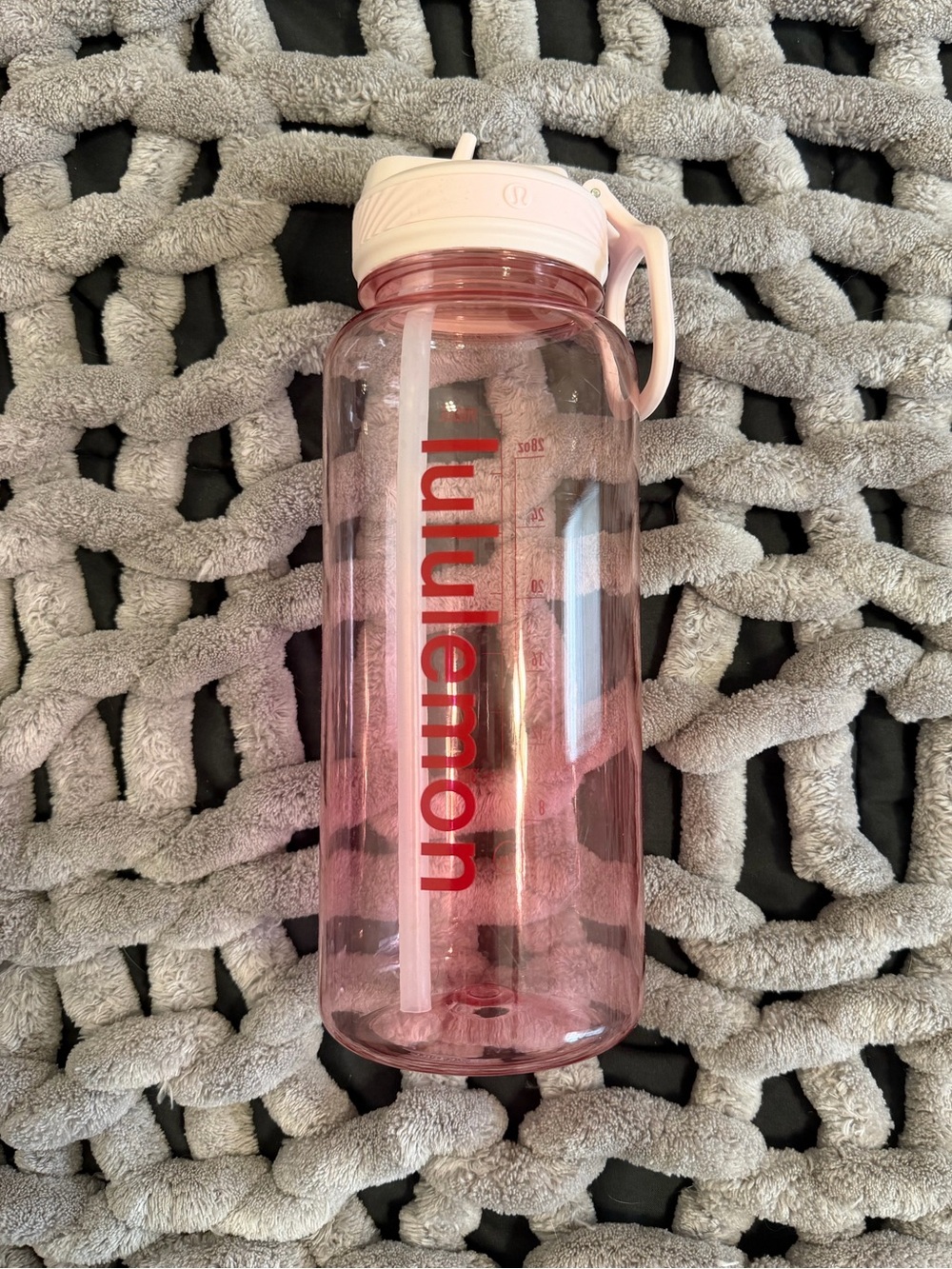 lululemon water bottle